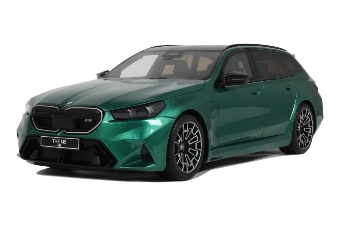 BMW M5 (G99) Touring - 2024, green metallic GT Spirit 1:18