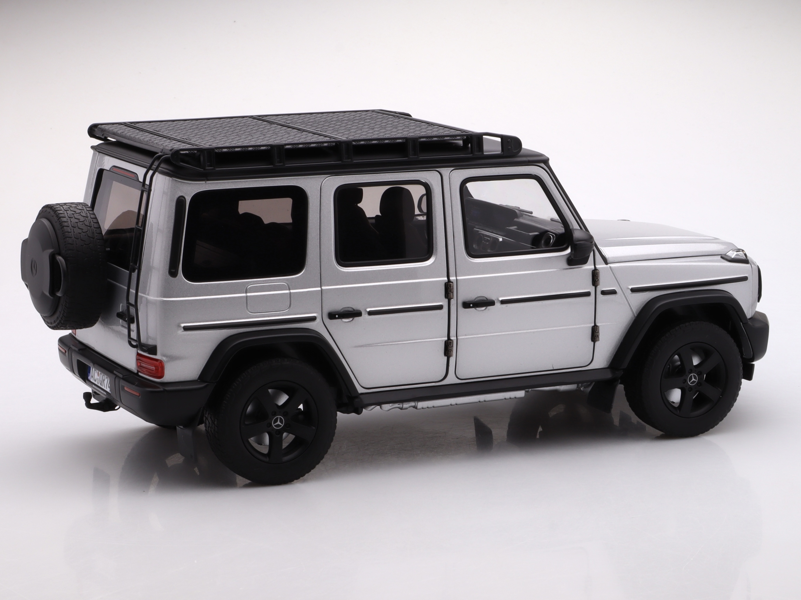 4fb9e4b655dbb6b6ffc50afe303d617b