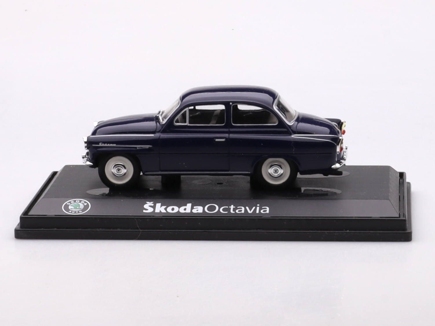 9ce9c68d8813d7a6dad8a6520470b799