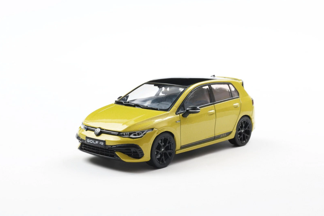 Volkswagen Golf R 333 LIMITED EDITION - 2023, lime yellow Solido 1:43