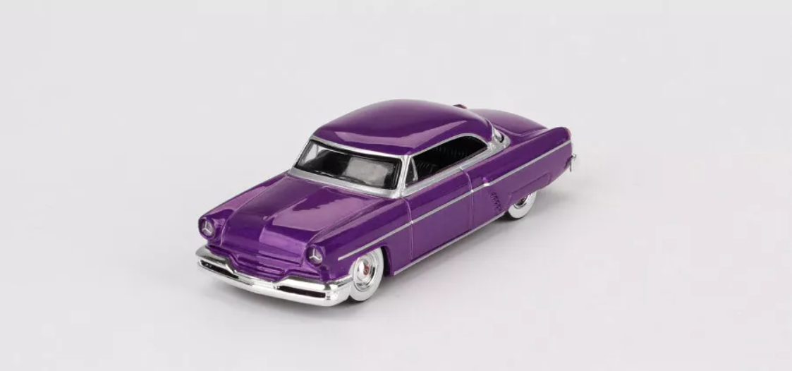 Lincoln Capri Hot Rod 1954, purple metallic Mini GT 1:64